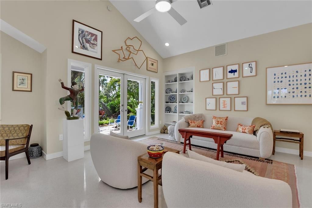 223 11th Ave S, Naples, FL 34102 Photo