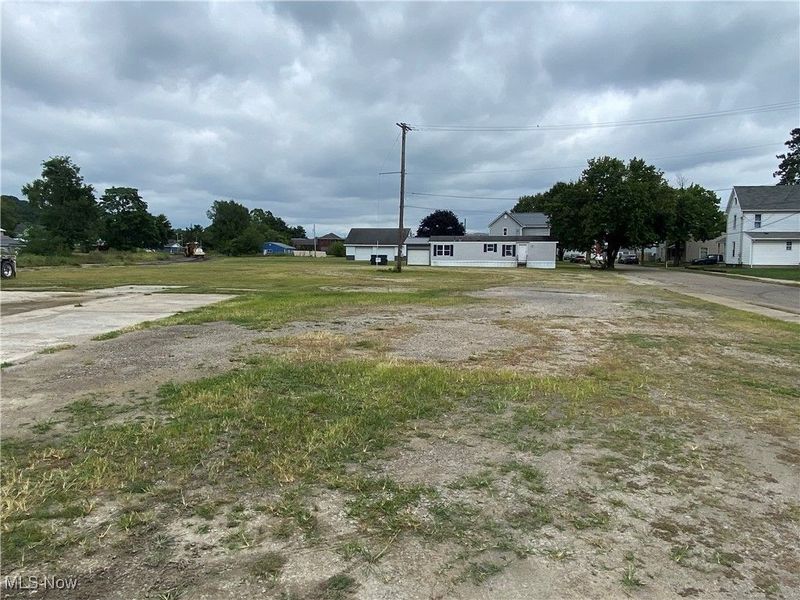 200 Liberty Street, Newcomerstown, OH 43832 Photo 9