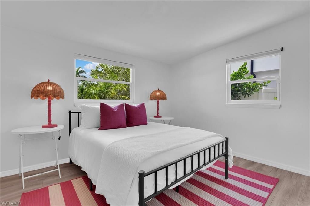 2048 Holiday Ln, Naples, FL 34104 Photo