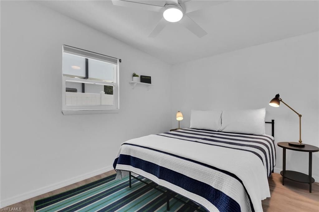 2048 Holiday Ln, Naples, FL 34104 Photo