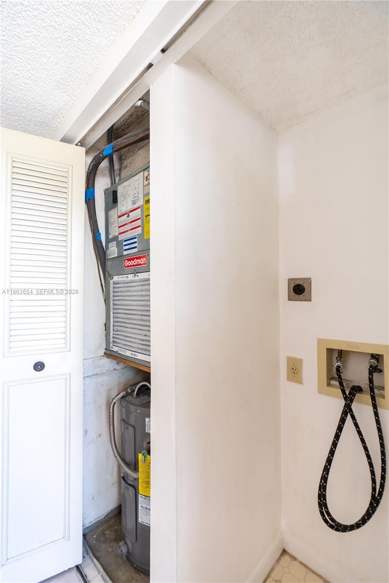 721 NW 103rd Ter, Unit 202, Pembroke Pines, FL 33026 Photo