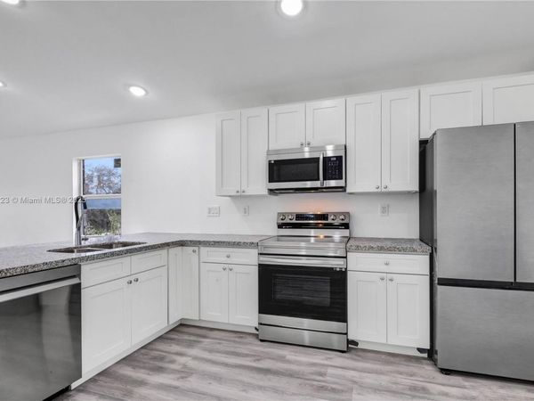 7777 NW 8th Ct, Unit B, Miami, FL 33150