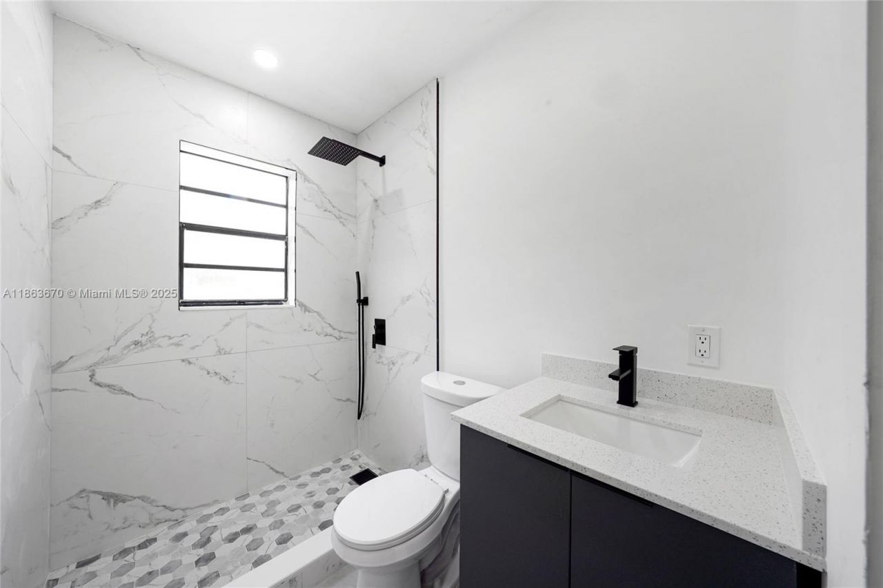 3301 NW 174th St, Miami Gardens, FL 33056 Photo