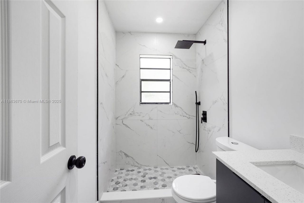 3301 NW 174th St, Miami Gardens, FL 33056 Photo