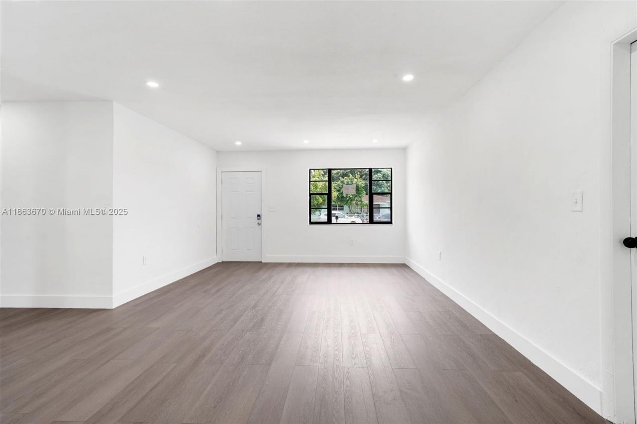 3301 NW 174th St, Miami Gardens, FL 33056 Photo