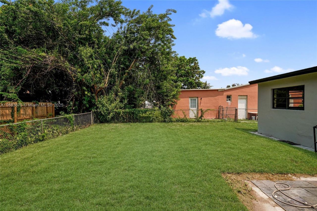 3301 NW 174th St, Miami Gardens, FL 33056 Photo