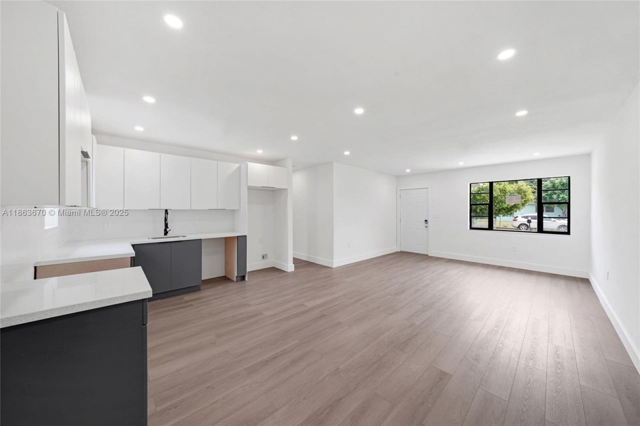 3301 NW 174th St, Miami Gardens, FL 33056 Photo