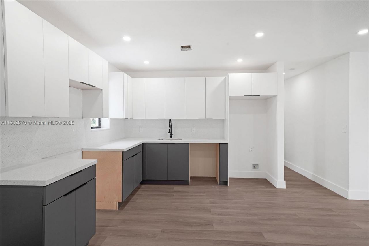 3301 NW 174th St, Miami Gardens, FL 33056 Photo