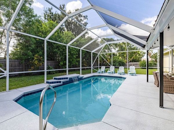 2095 32nd Avenue, Vero Beach, FL 32960