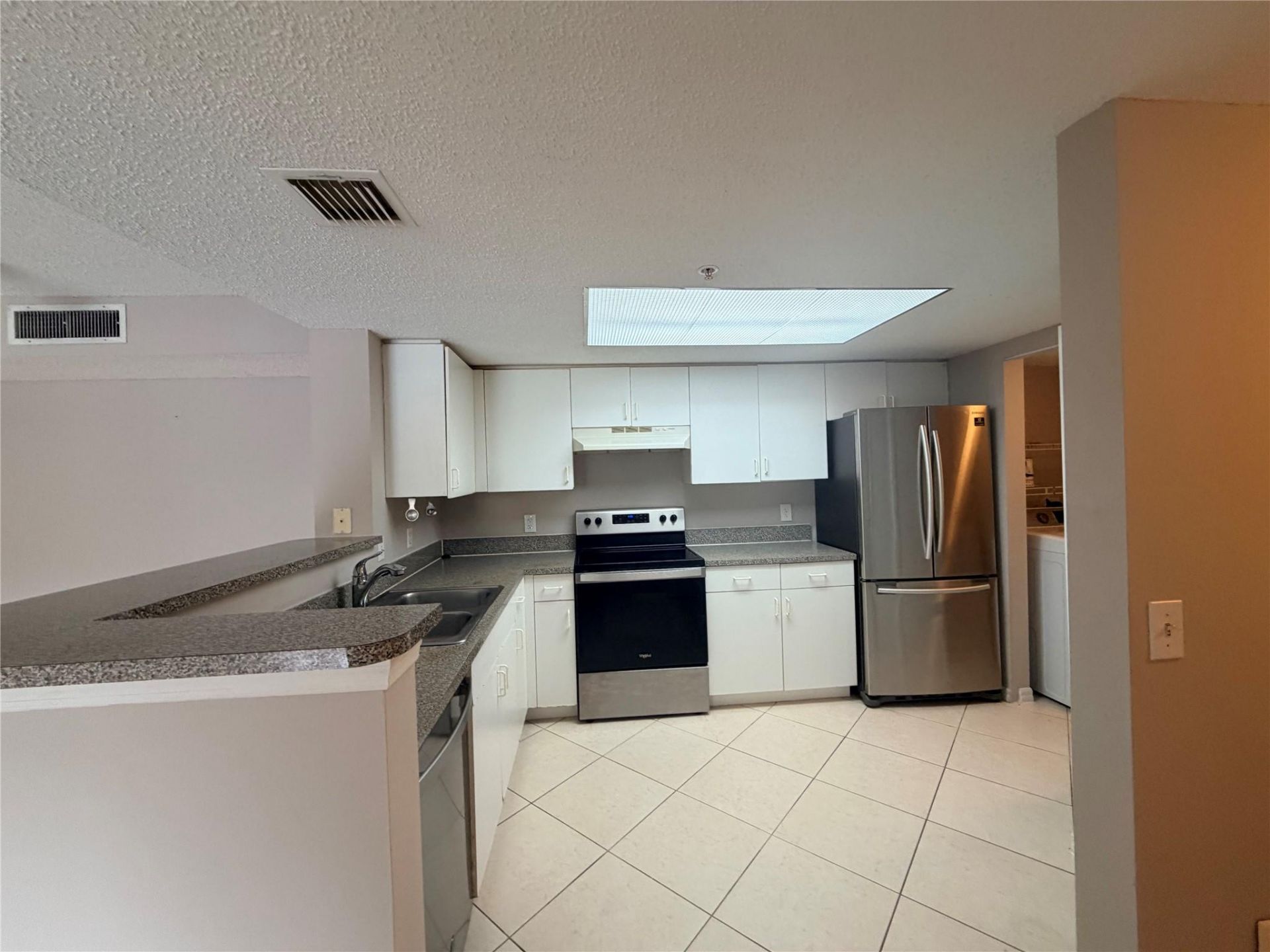 5025 Wiles Road, Unit 101, Coconut Creek, FL 33073 Photo