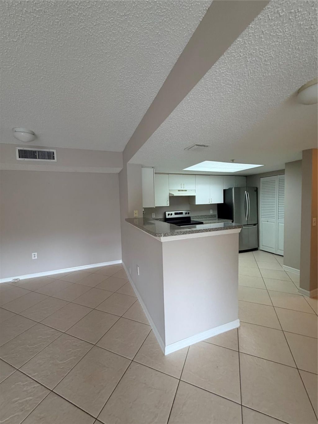 5025 Wiles Road, Unit 101, Coconut Creek, FL 33073 Photo