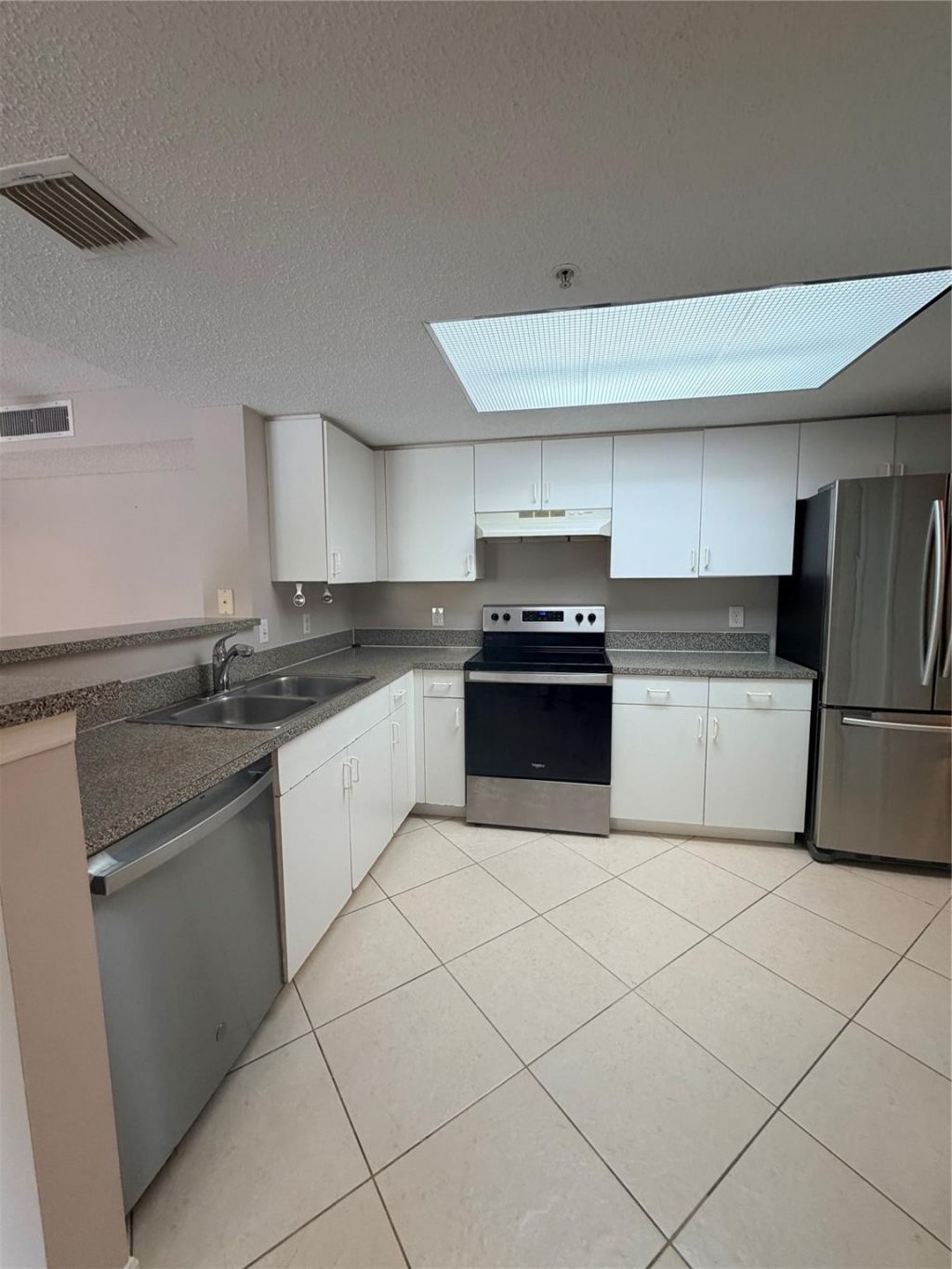 5025 Wiles Road, Unit 101, Coconut Creek, FL 33073 Photo