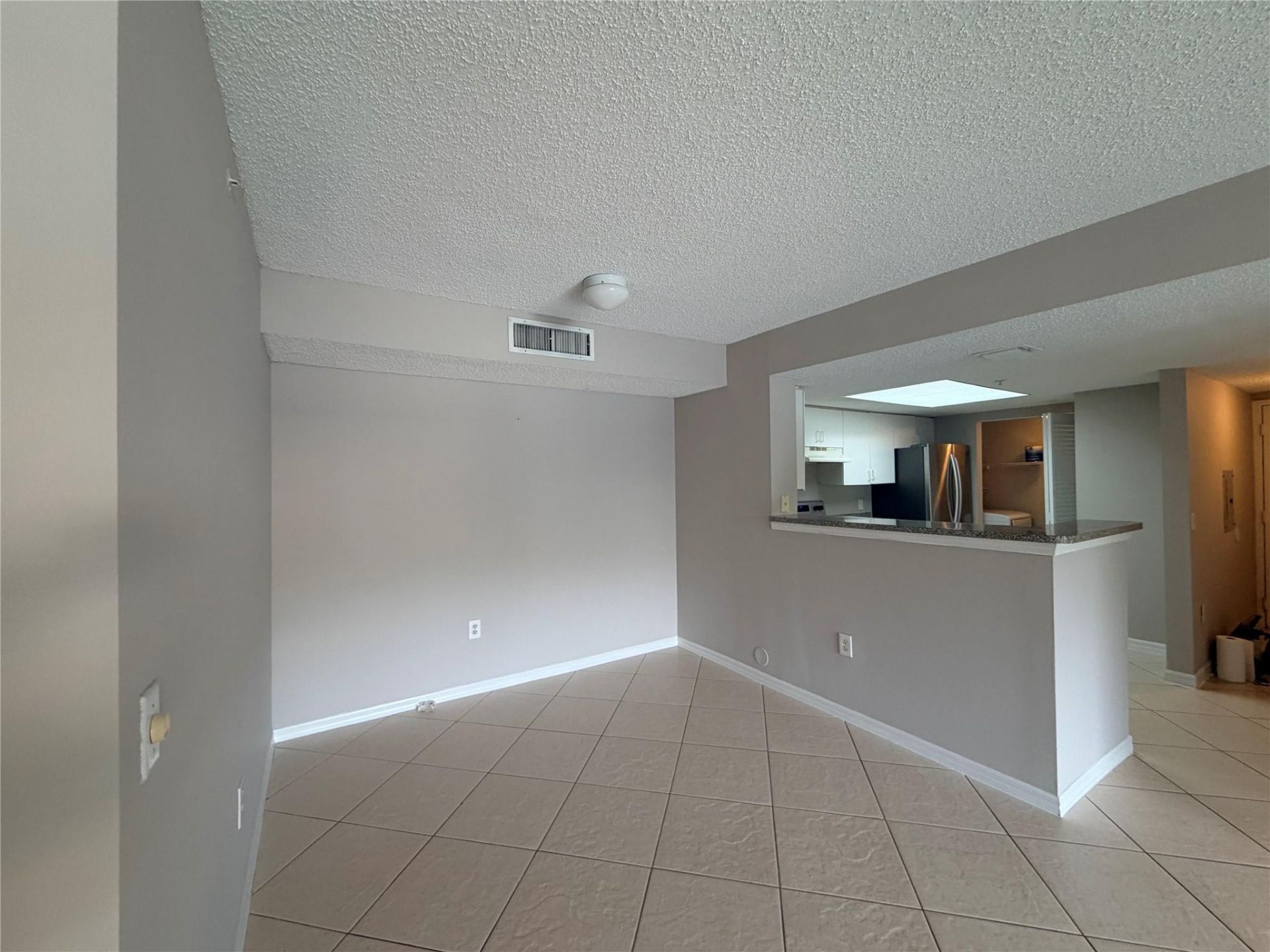5025 Wiles Road, Unit 101, Coconut Creek, FL 33073 Photo