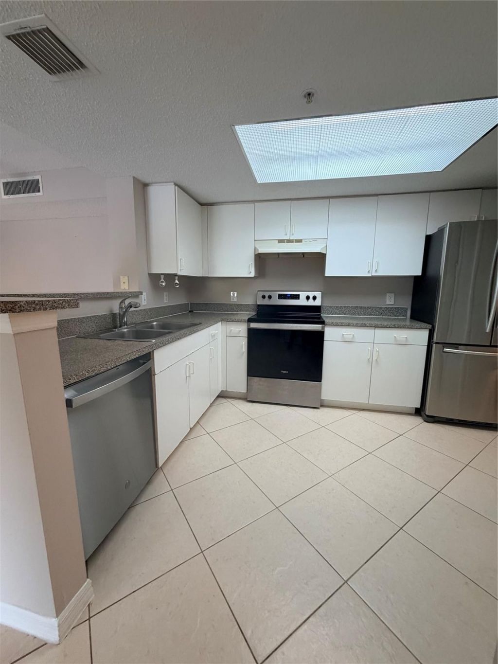 5025 Wiles Road, Unit 101, Coconut Creek, FL 33073 Photo