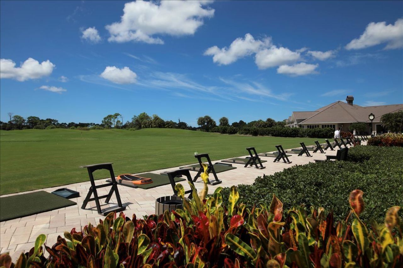 9320 Clubside Circle, Unit 2208, Sarasota, FL 34238 Photo