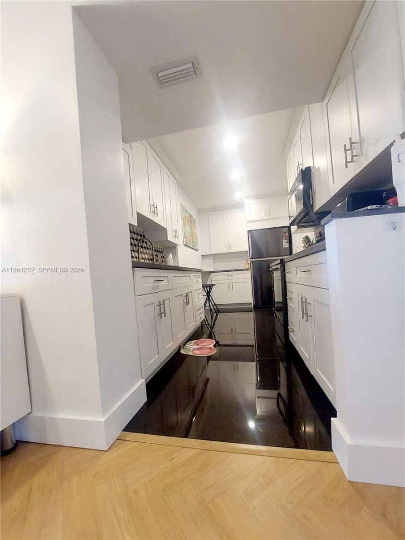 4400 Hillcrest Dr, Unit 1005A, Hollywood, FL 33021 Photo