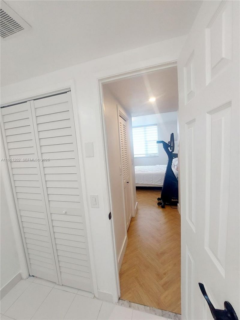 4400 Hillcrest Dr, Unit 1005A, Hollywood, FL 33021 Photo