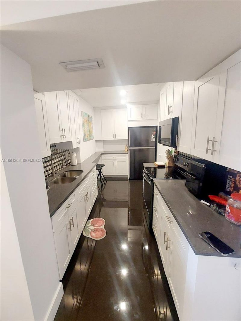 4400 Hillcrest Dr, Unit 1005A, Hollywood, FL 33021 Photo