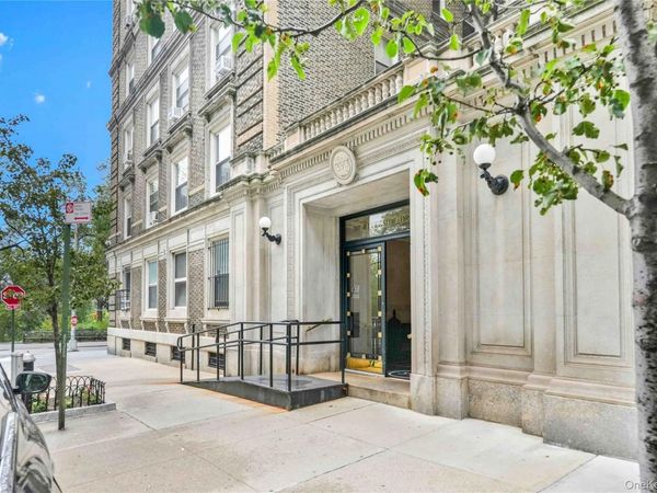 390 Riverside Drive, Unit 15D, New York (Manhattan), NY 10025