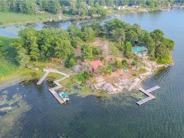 48571 Wintergreen, Alexandria Bay, NY 13607