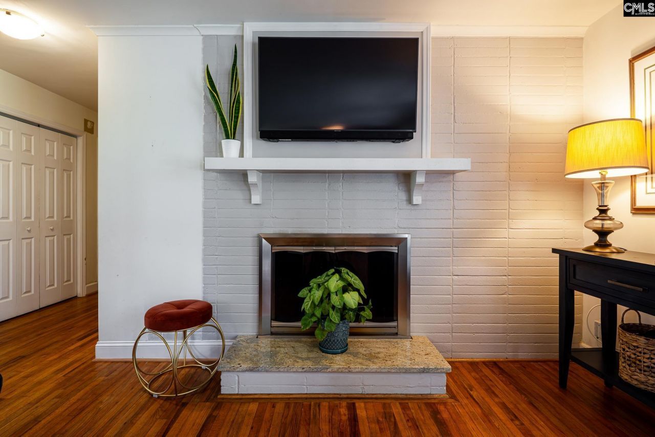 3541 Foxhall Road Photo 7