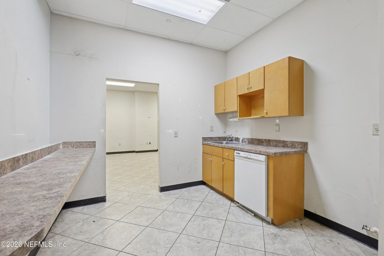 711 Cassat Avenue, Jacksonville, FL 32205 Photo