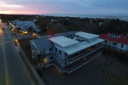 2113 Middle Street photo 4