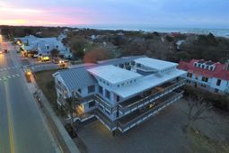 2113 Middle Street photo 4