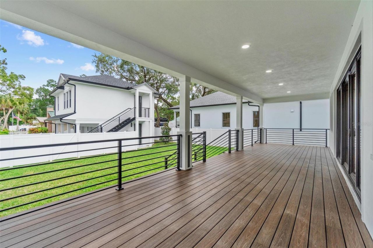 401 Park Boulevard, Oldsmar, FL 34677 Photo