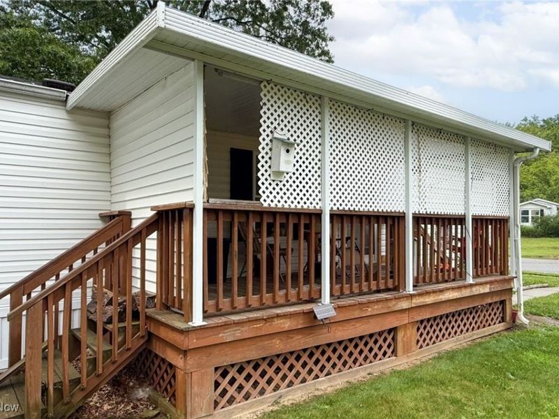 11 Brookins Drive, Olmsted Township, OH 44138 Photo 2