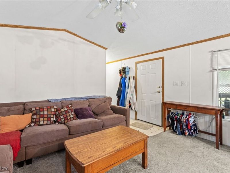 11 Brookins Drive, Olmsted Township, OH 44138 Photo 9