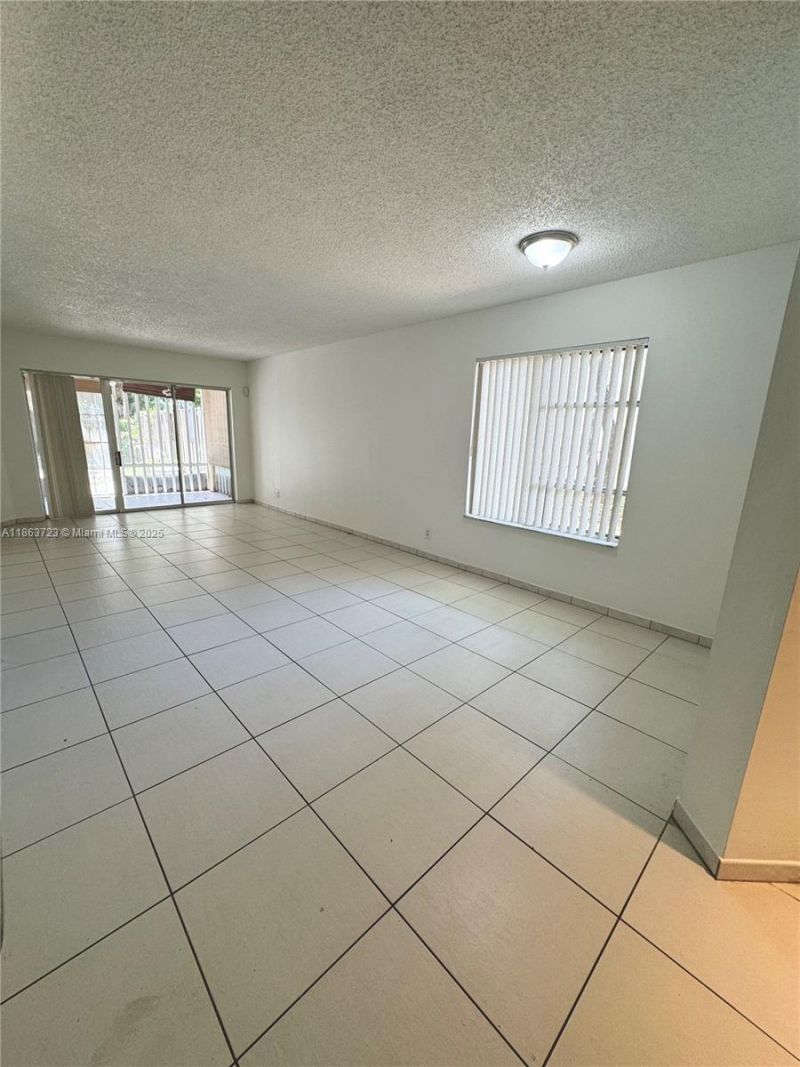 9500 SW 140th Ct, Unit 9500, Miami, FL 33186 Photo
