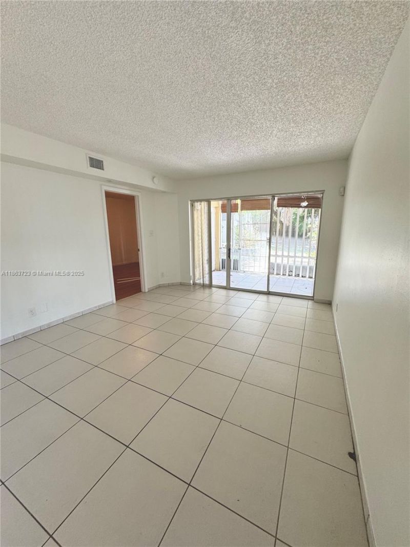 9500 SW 140th Ct, Unit 9500, Miami, FL 33186 Photo