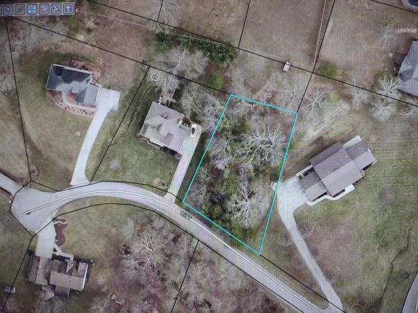 3210 Deer Creek, Flatwoods, KY 41139