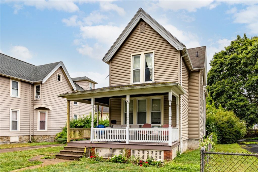 86 Grand Avenue, Rochester, NY 14609 Main Photo