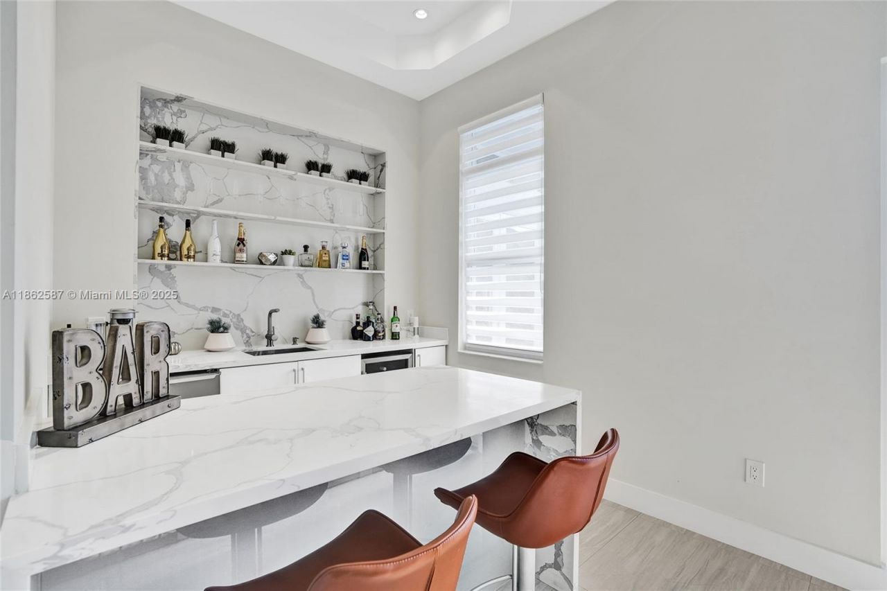 411 NW 125th Ave, Miami, FL 33182 Photo