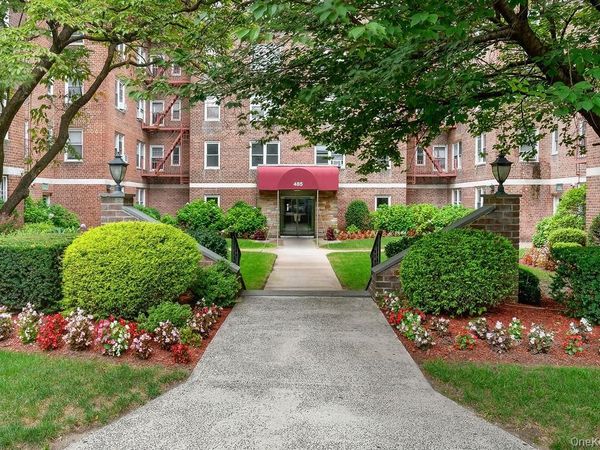 485 Bronx River Road, Unit A21, Yonkers, NY 10704