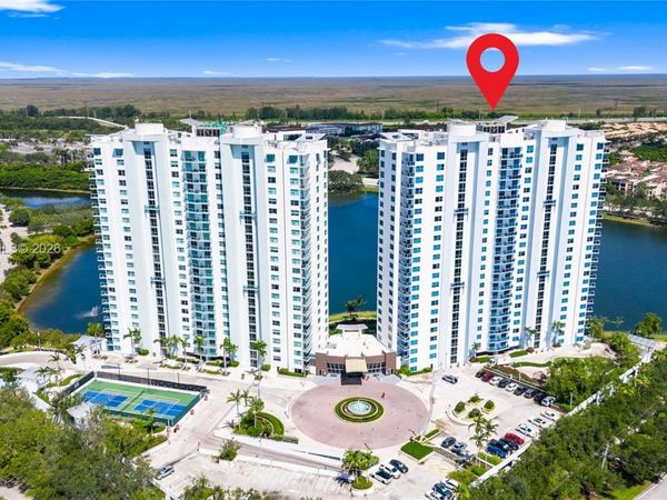 2641 N Flamingo Rd, Unit 905N, Sunrise, FL 33323
