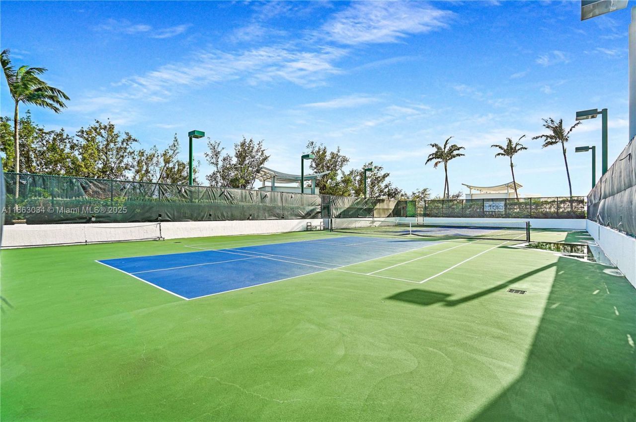 2641 N Flamingo Rd, Unit 905N, Sunrise, FL 33323 Photo