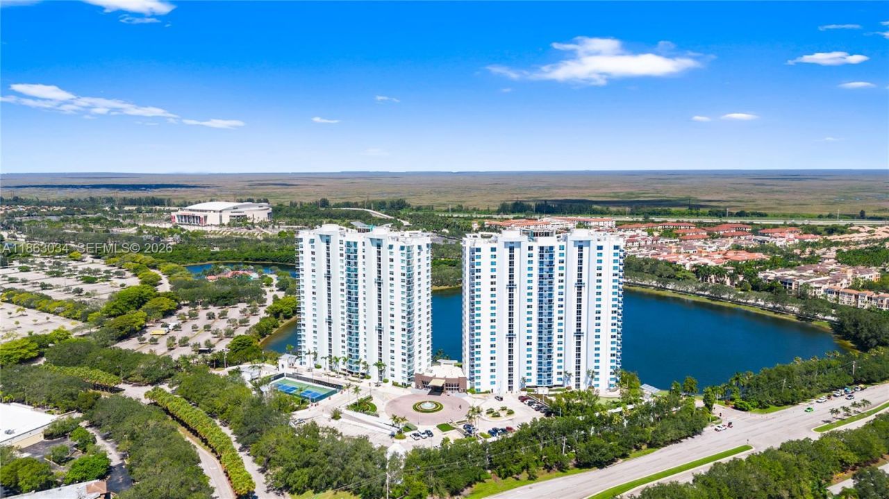 2641 N Flamingo Rd, Unit 905N, Sunrise, FL 33323 Photo