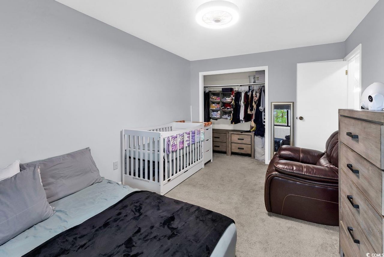 1890 Auburn Ln. Photo 13