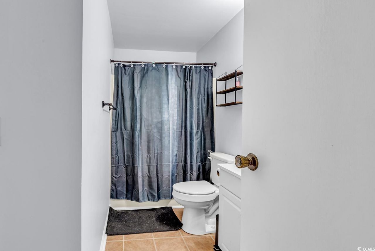 1890 Auburn Ln. Photo 14