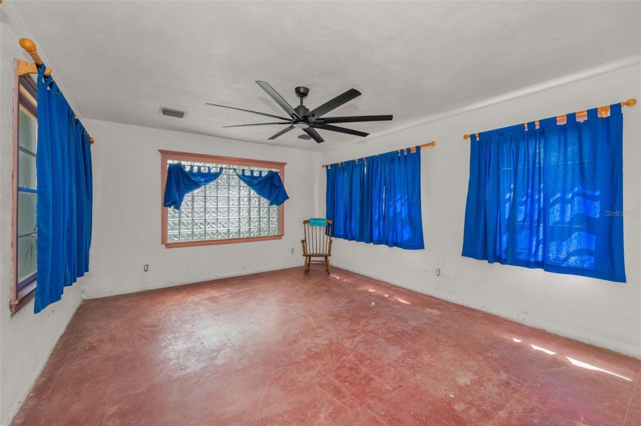 645 Villagrande Avenue S, Saint Petersburg, FL 33707 Photo