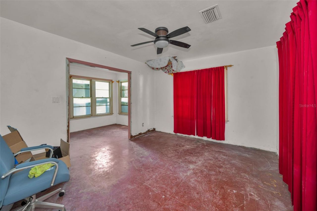 645 Villagrande Avenue S, Saint Petersburg, FL 33707 Photo