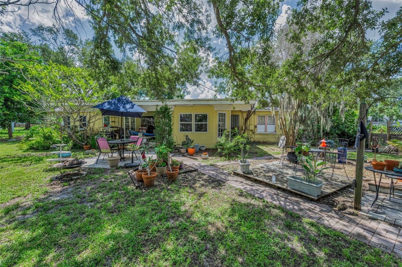 645 Villagrande Avenue S, Saint Petersburg, FL 33707 Photo