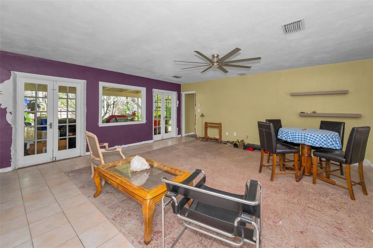645 Villagrande Avenue S, Saint Petersburg, FL 33707 Photo