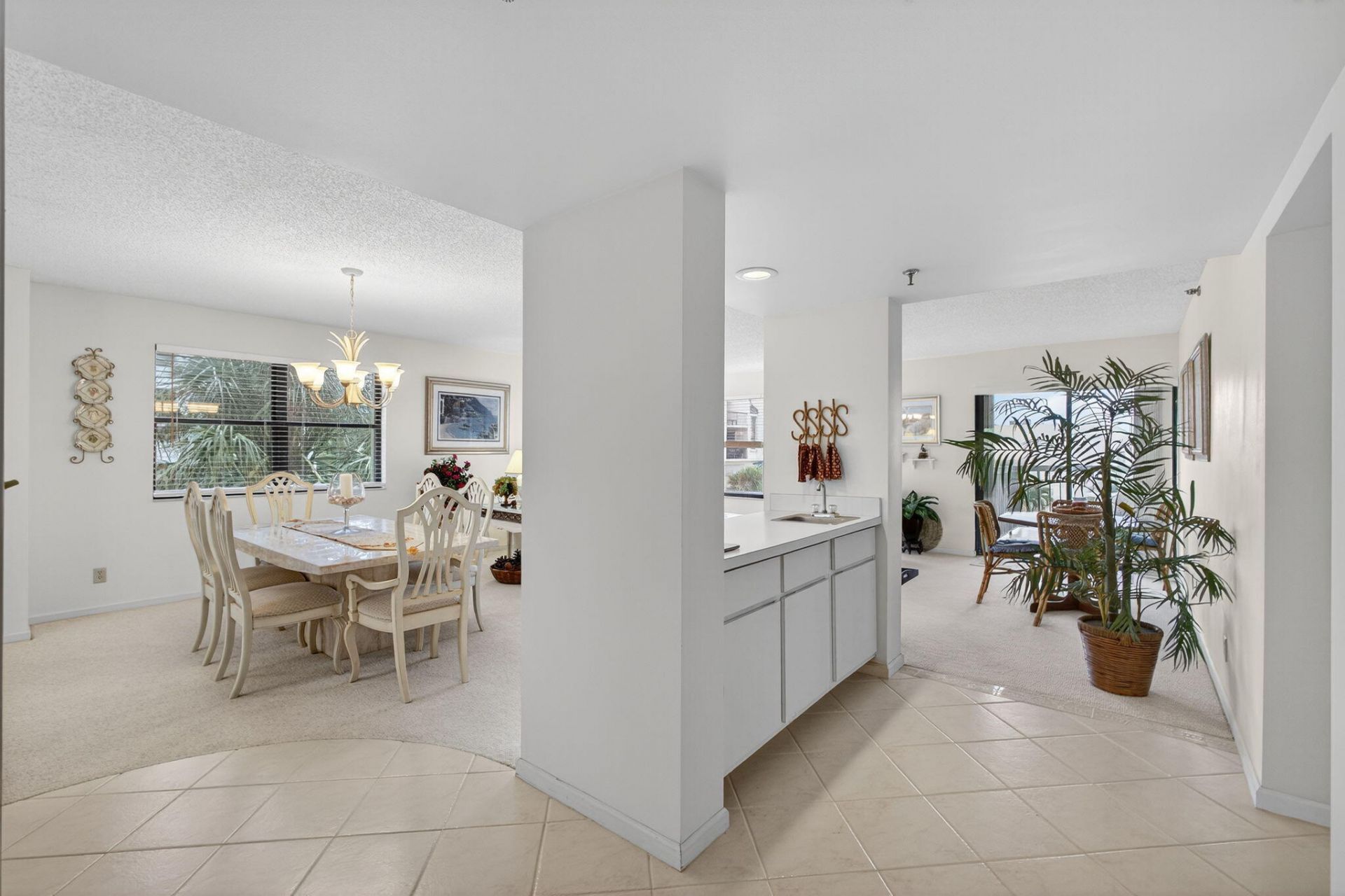 372 Golfview Road, Unit 403, North Palm Beach, FL 33408 Photo