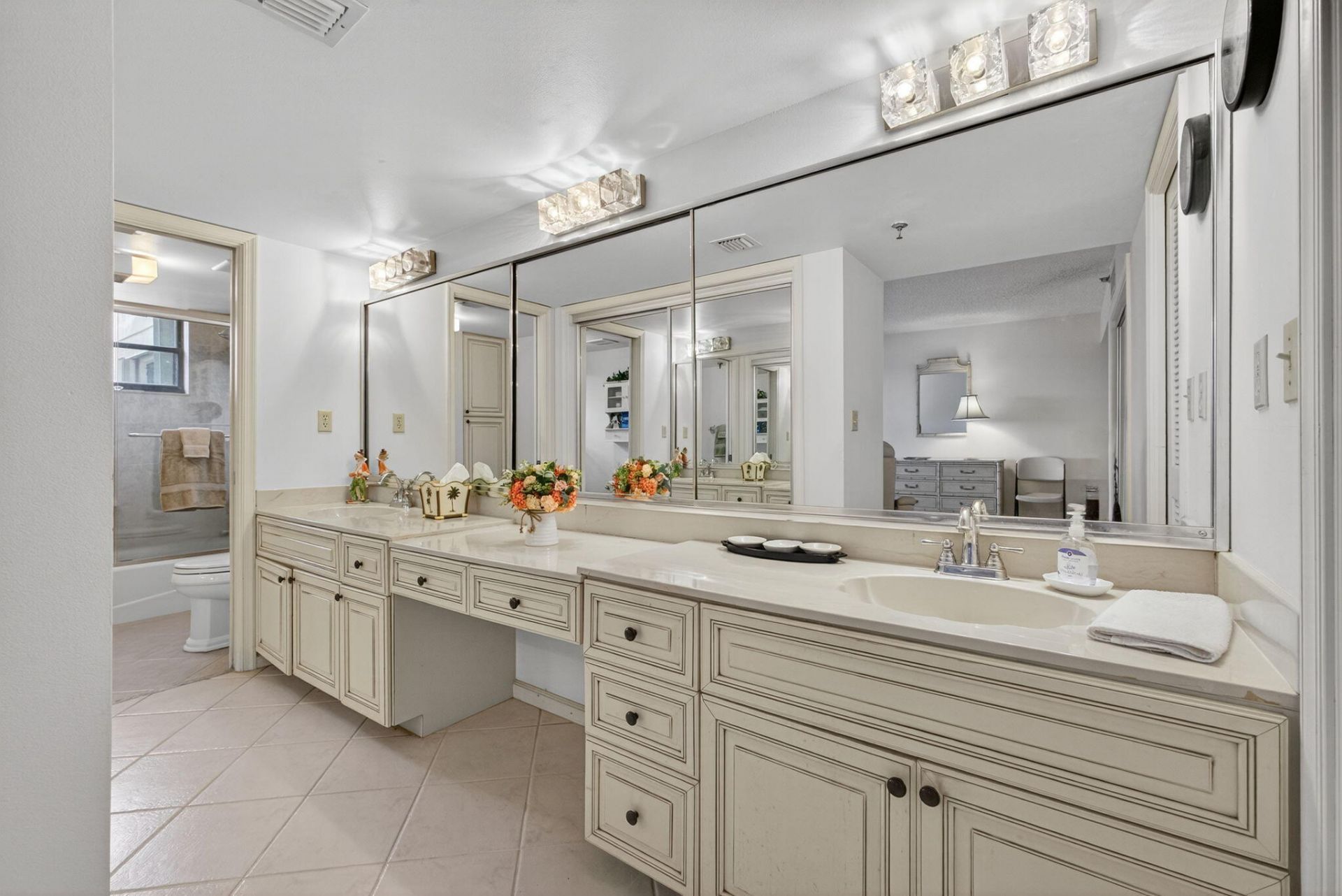 372 Golfview Road, Unit 403, North Palm Beach, FL 33408 Photo