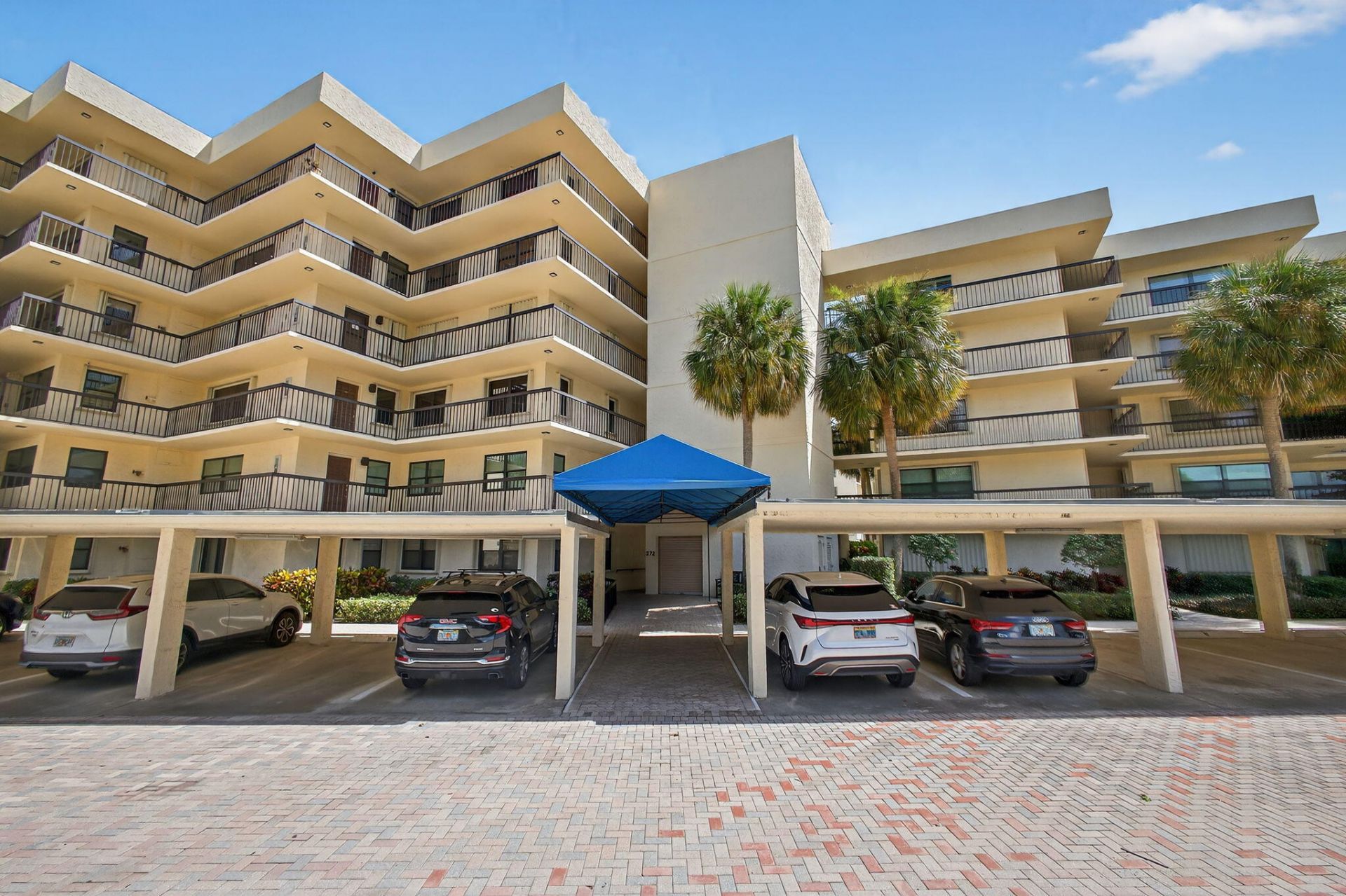 372 Golfview Road, Unit 403, North Palm Beach, FL 33408 Photo