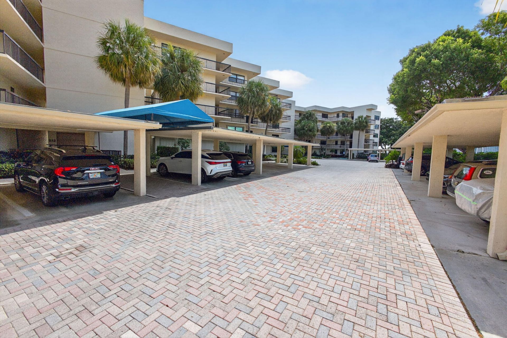 372 Golfview Road, Unit 403, North Palm Beach, FL 33408 Photo